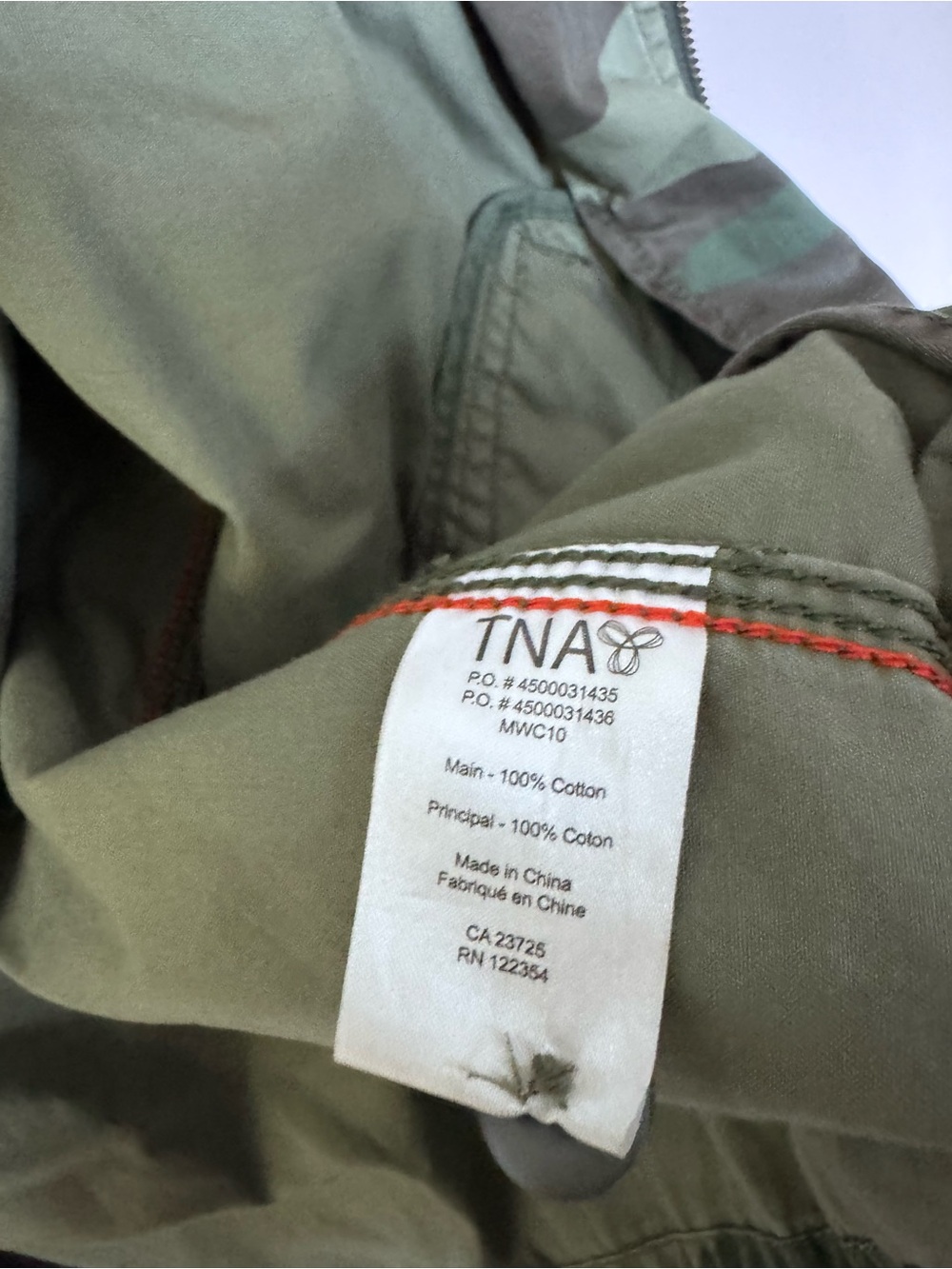TNA Women’s Camo Hooded Jacket - Green Size Large - Picture 5 of 6